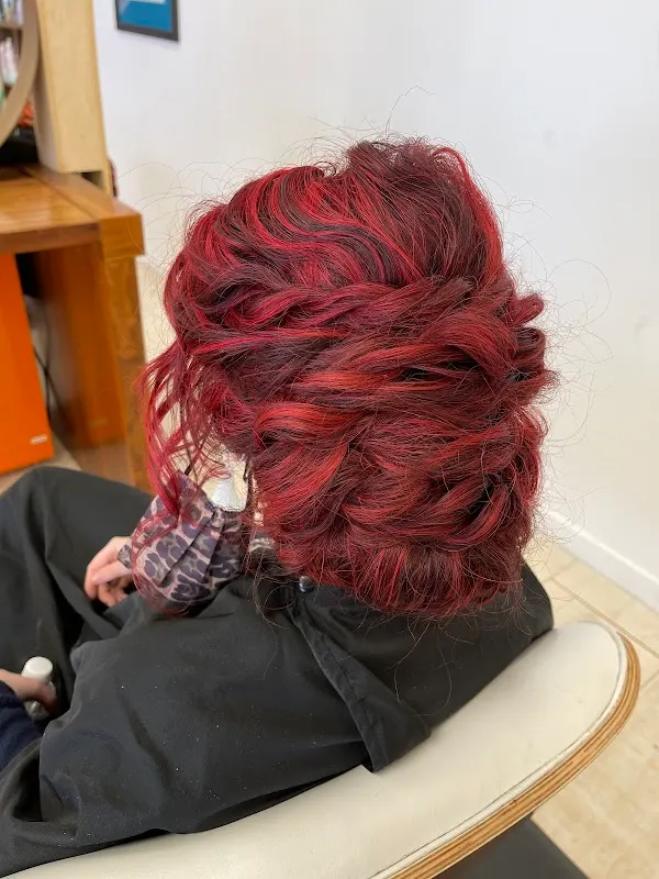 Clementine Hair Lounge — Hair salon in Norman